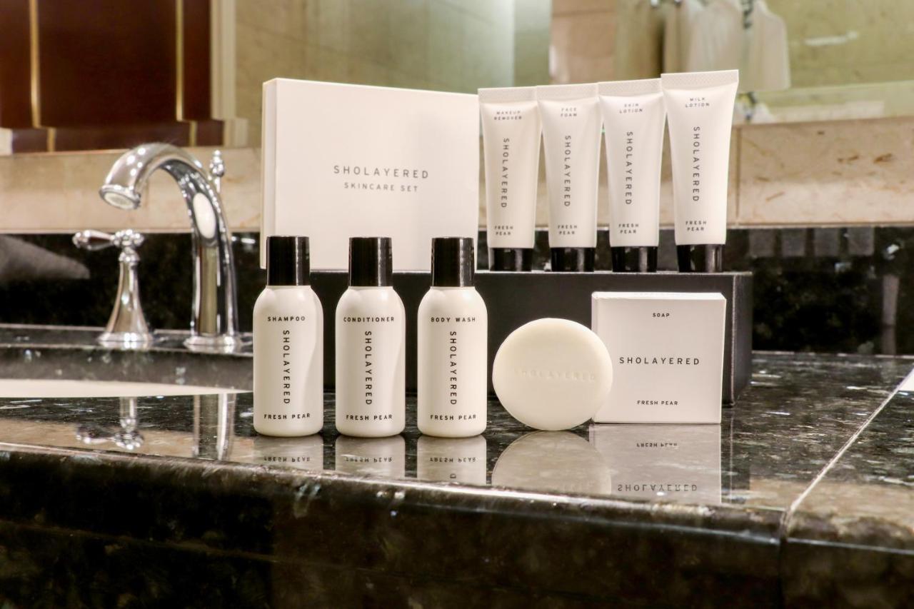 Premier Hotel -Tsubaki- Sapporo Dış mekan fotoğraf A selection of the amenities provided by the hotel